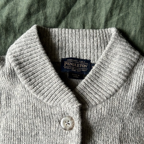 Pendleton 100% Wool Grey Cartigan - Picture 2 of 2